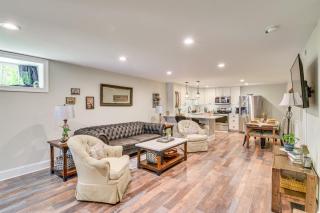 Explore Historic Dtwn Staunton! Walkable Apartment - 0