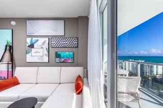 Stunning 31st Floor Views 2BR Near Hollywood Beach - 3