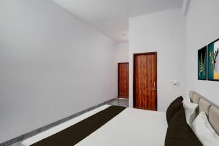 Hotel O by OYO Kings Guest House - 0
