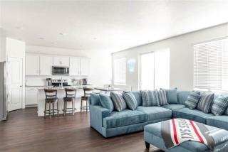 Luxurious 7-BR Family Retreat w/ Hot Tub + Games! - 9