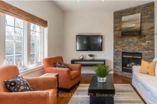 Full house 6 bedrms, 7 beds, 3 bath Airport - 7