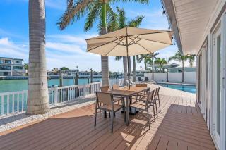 Palms of the Isles - 8