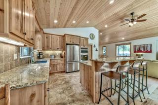 Pine Tree Paradise - Hot Tub Skiing BBQ - 2
