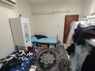Bed in female or male rooms - opposite the Indian Islamic Center - 1