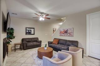 Old Town Area Home - Pool Patio Fireplace - 3