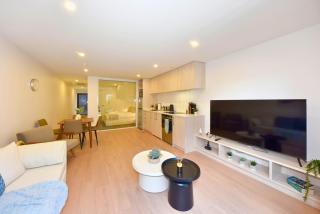 Central Moorhouse Escape Stylish 1BR City Stay - 9