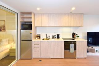 Central Moorhouse Escape Stylish 1BR City Stay - 3