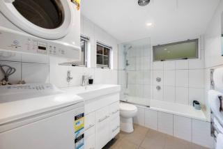 Location is gold 2 bed - 5