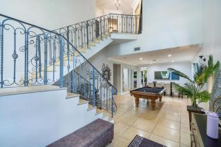 6BR Miami Shores Lush Green Spacious Villa - 5