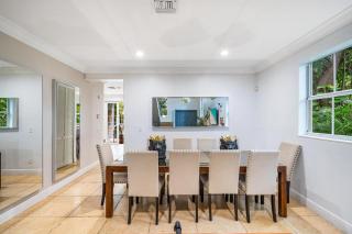 6BR Miami Shores Lush Green Spacious Villa - 1