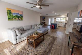 Private Heated Pool Home with Outdoor BBQ Area - 5