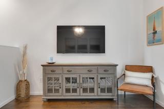 Nautical Nest in Cap Hill - 4