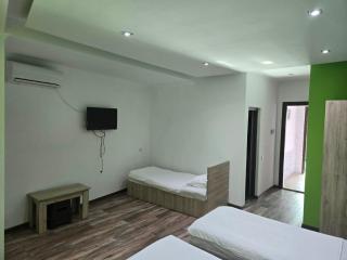 Green House - 8