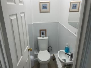 Porthleven Coastal Retreat with 5 Bedrooms - 2