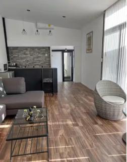 bright and modern loft - 7