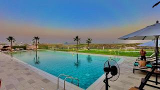 Chic Studio in Fairways in the Heart of Yas Island - 4
