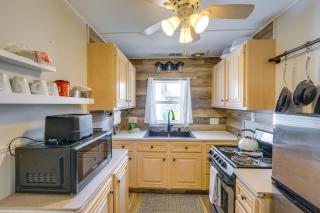 Walk to Beach! Lake Huron Getaway w/ Sunroom - 6