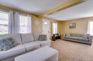 2 Blocks to Beach! Lake Huron Hideaway - 7