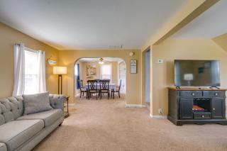 2 Blocks to Beach! Lake Huron Hideaway - 6