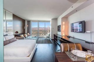 Beautiful High Rise No resort with balcony - 0