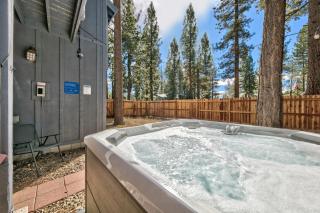 Tahoe Family Haven - Hot Tub Pool Table 30-90 days - 5