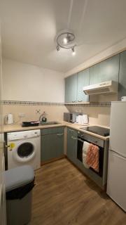 cozy & modern 2 bedrooms Quiet, central location - 3