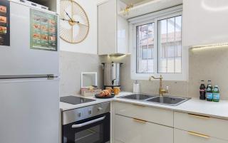 Kosher- 1BR Apartment by Mir Yeshiva Beit Yisrael Jerusalem Israel - 8