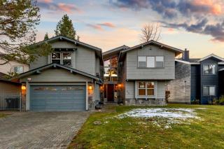 Tahoe Keys Landing: Rooftop Hot Tub Boat Dock - 9