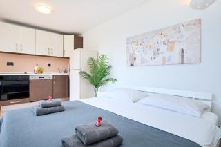 Studio Apartment-The View - 3