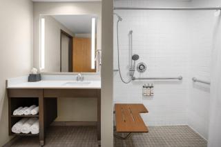 Holiday Inn Midland by IHG - 6