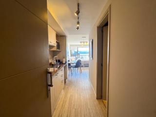 URBANA SUITES & STUDIOS 440 - 4