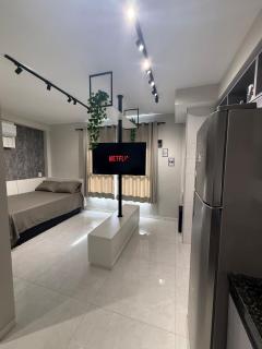 Studio 44 Luxo Design Com Closet, Office e Ar - 7