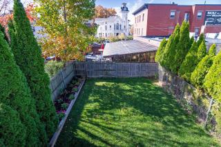 Walk Everywhere | 2 Bedroom House w/ Backyard - 7