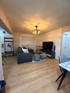Cozy Stay Near Downtown & Ybor City - 8