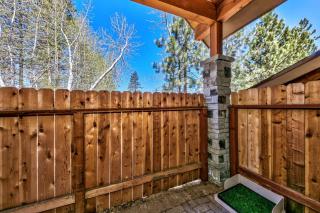 Prime Walk-to-Heavenly Townhome w AC TW702 - 8