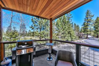 Prime Walk-to-Heavenly Townhome w AC TW702 - 8