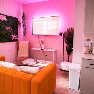 Experience a Dream World in This BarbieInspire UT - 0