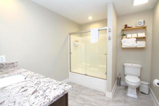 Elevated charming home in Historic Distric - 6