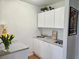 Best Location in Warsaw! Near Central Station and Palace of Culture and Science - 6