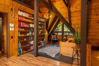 Hygge Haus Sequoia - Large Private Cabin w Views - 1