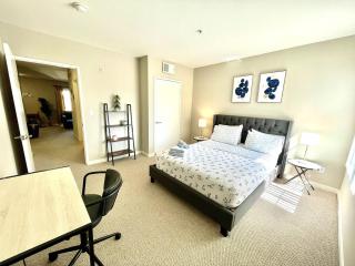 Spacious Coastal Escape - Free Garage Parking - 9