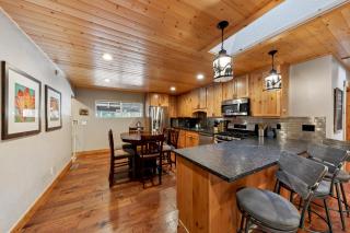 Forested Family Getaway: Hot Tub BBQ Ping Pong - 9
