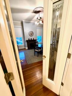 Southern Charm Stays - 9