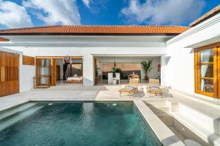 Sofia Villas - Spacious Luxury Stay - 8