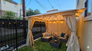 Spacious Heights Townhome 3 Ensuite Bedrooms - 7