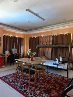 Your Amazing and Comfortable Home Near town Unit 2 - 4
