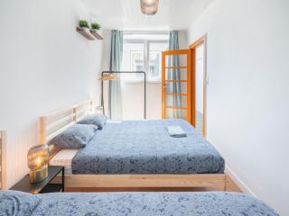 Large Antwerp City Center Apartments 2BB NS - 2
