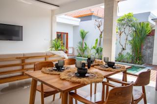 Sundaze Villas - Cozy Stay in Canggu with Private Pool - 1