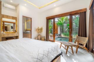 Sundaze Villas - Cozy Stay in Canggu with Private Pool - 3