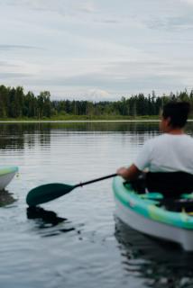 Mt Rainier Lakefront Hot Tub Kayaks Sleep 11 - 2